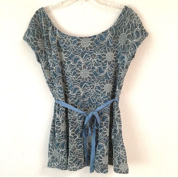Motherhood Maternity floral lace overlay blouse L - Picture 6 of 9
